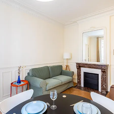 דירה Guestready - Comfort & Parisian Charm In The 14th